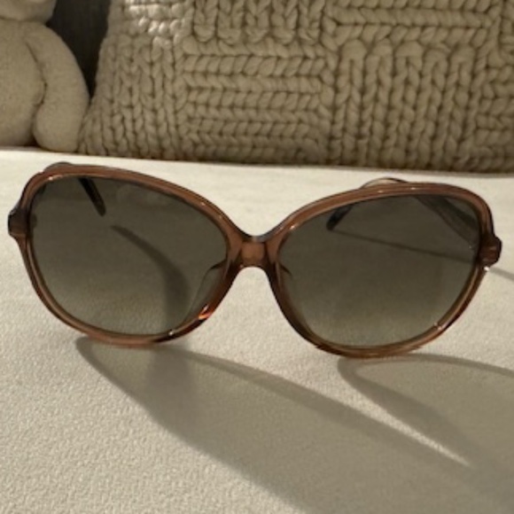 Gucci Oversized Sunglasses main image 12